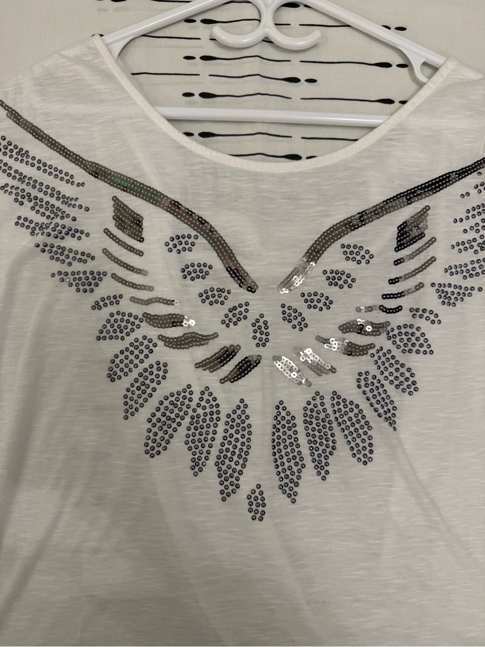QED London White Short Sleeve Tee with Metallic Wing Sequin Detail - Picture 2 of 7